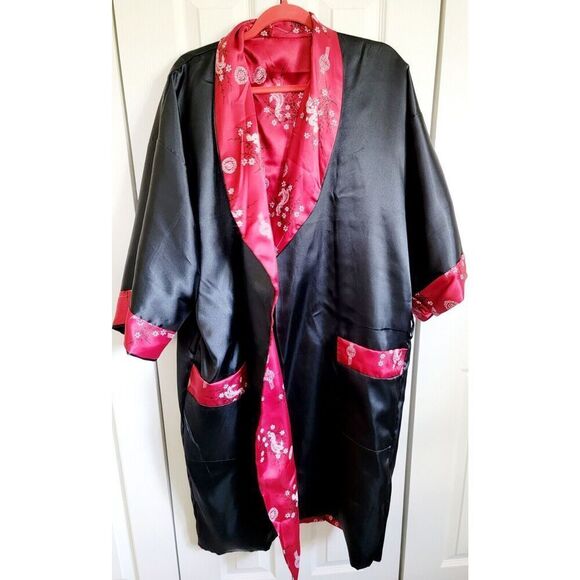 Misaka L Reversible Robe Unisex Sateen Red Black‎ Dragon Asian Vintage W/Sash - Picture 4 of 14